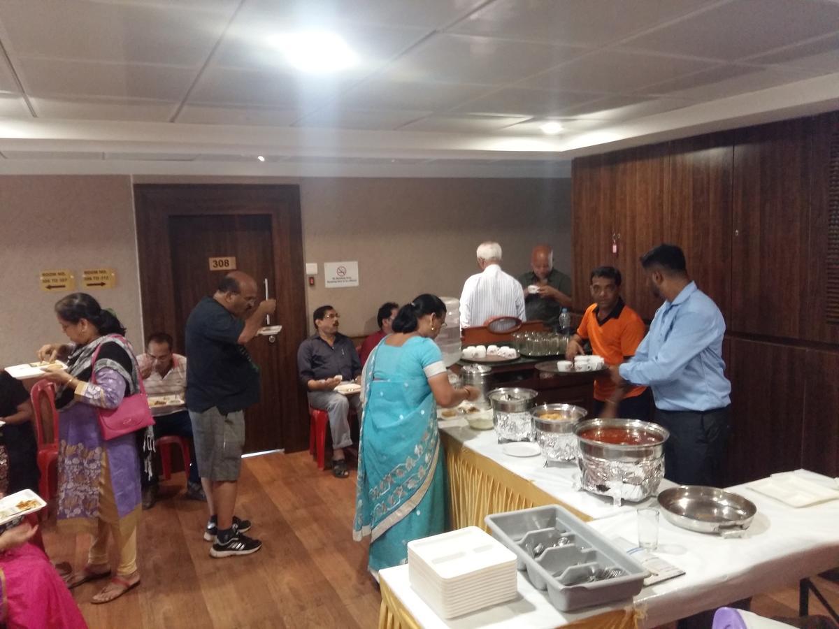 Hotel Maratha Residency Ratnāgiri Extérieur photo