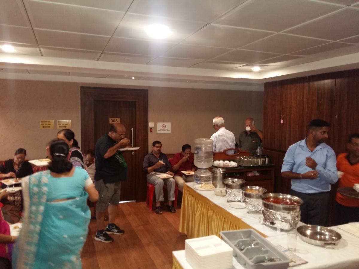 Hotel Maratha Residency Ratnāgiri Extérieur photo
